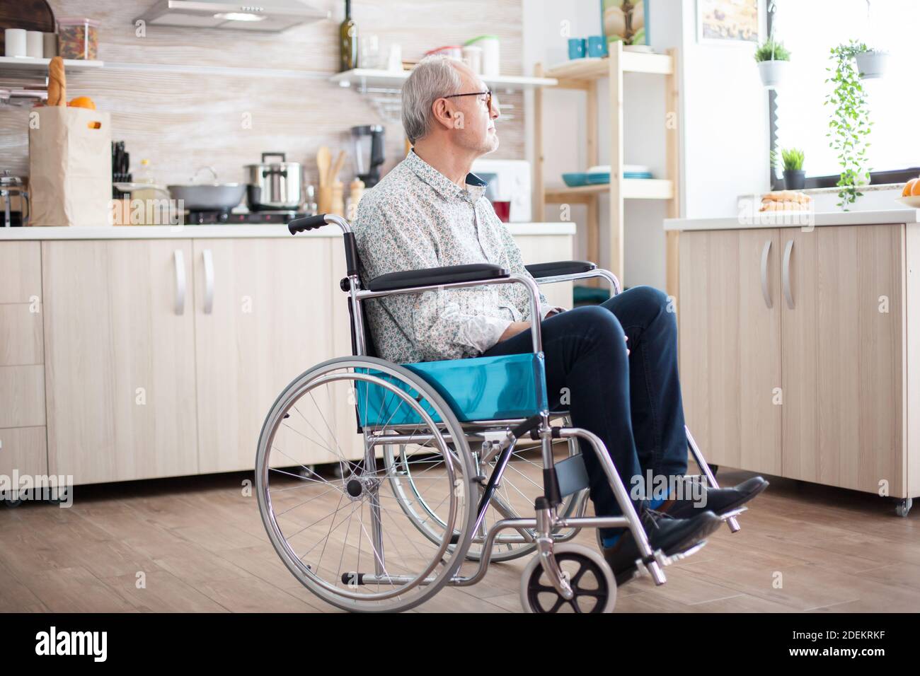 Old man wheelchair sad hi-res stock photography and images - Alamy