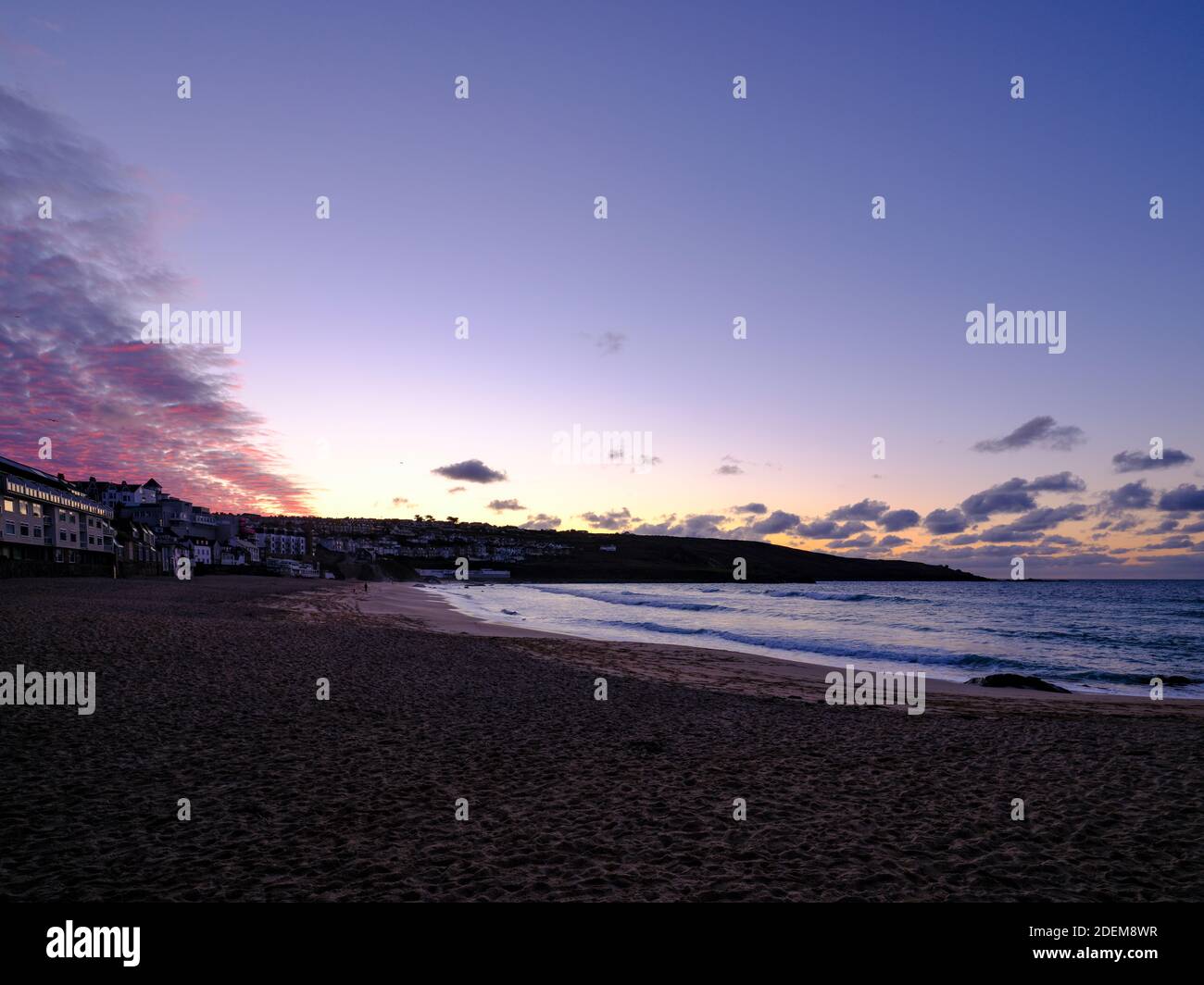 St.Ives Porthmeor Beach Sunset Mackerel Sky Stock Photo Alamy