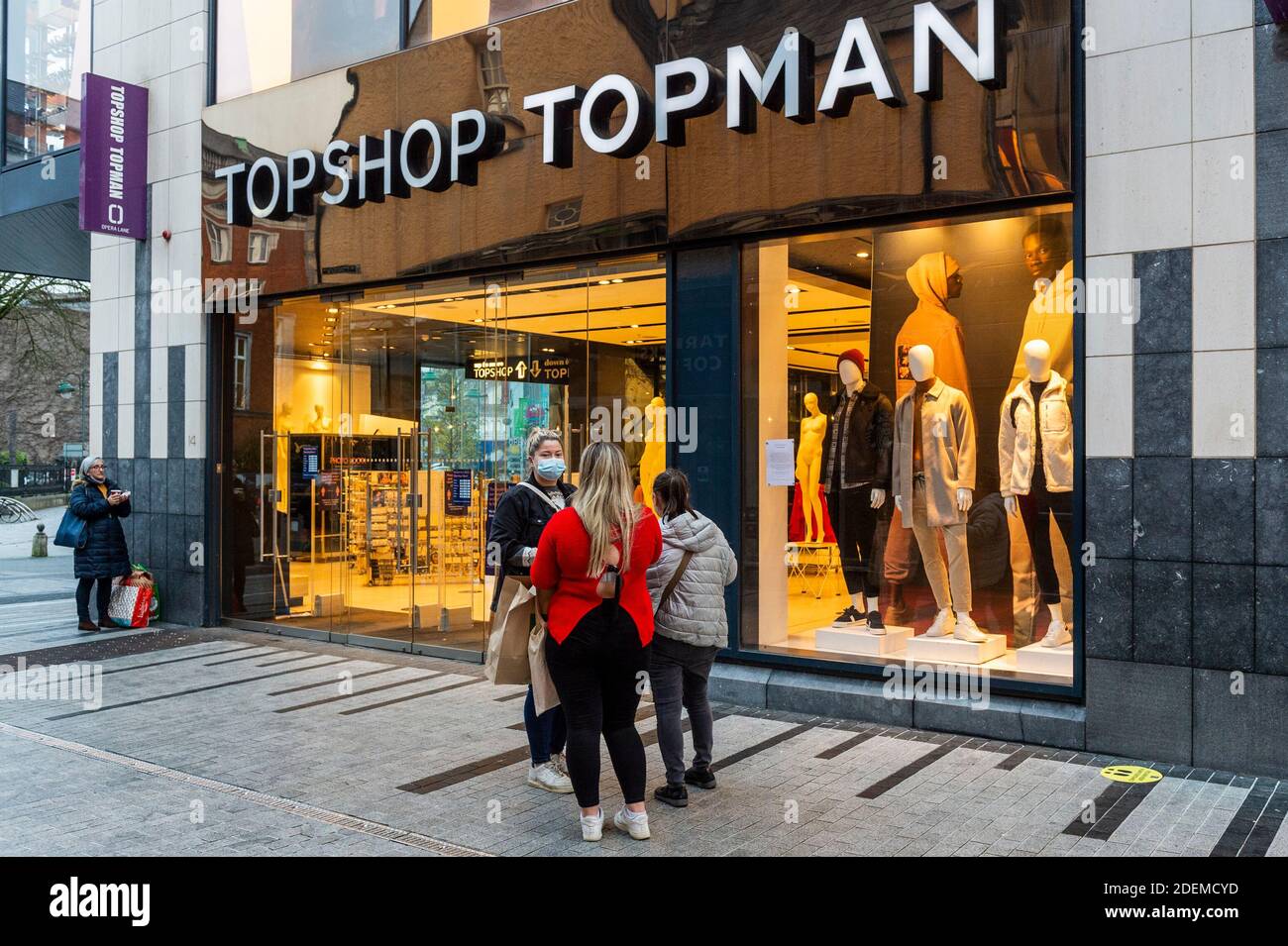 Topshop arcadia hi-res stock photography and images - Alamy