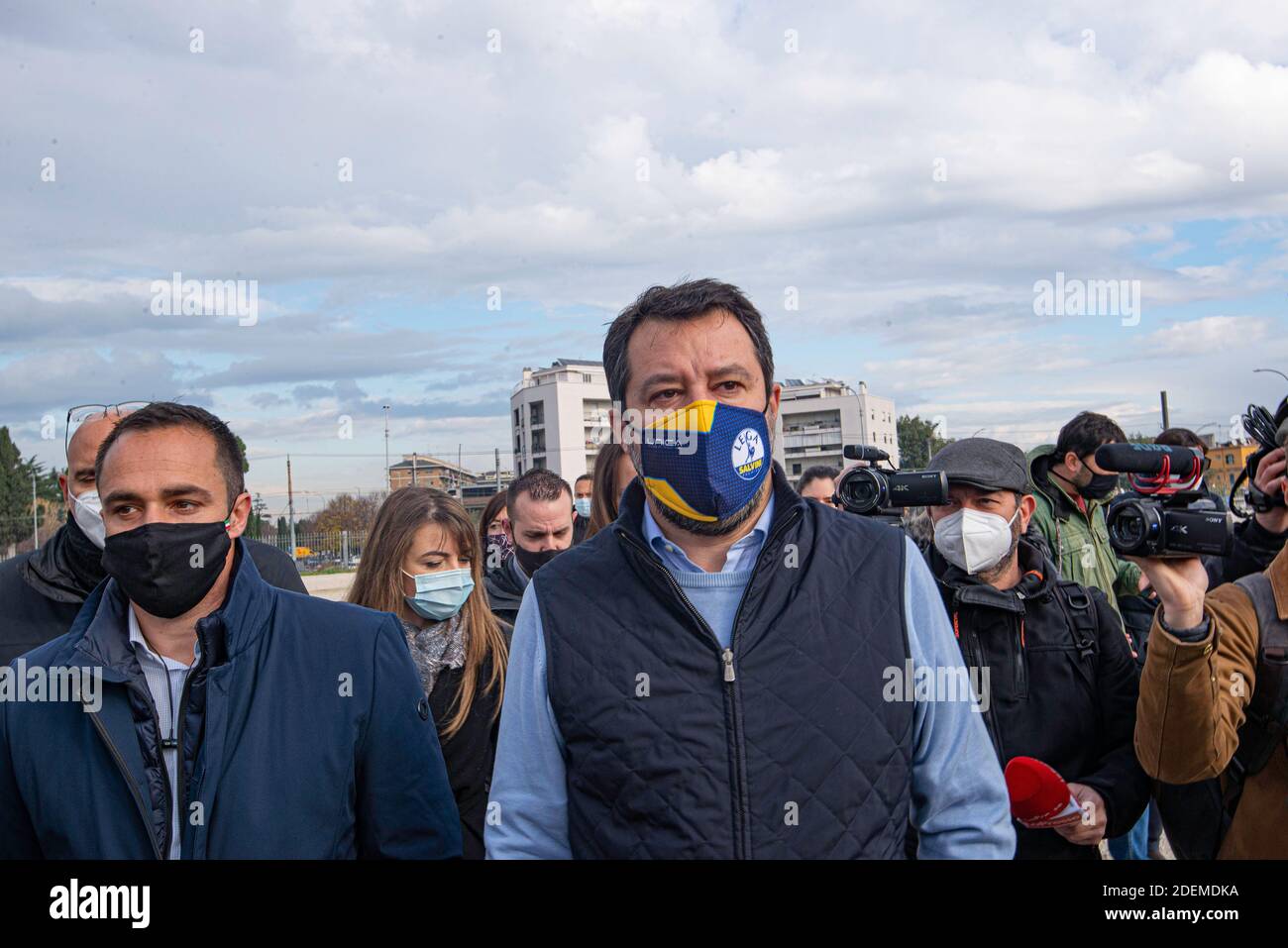 rOMA, MATTEO SALVINI VISITA IL PARCO DI CENTOCELLE Stock Photo