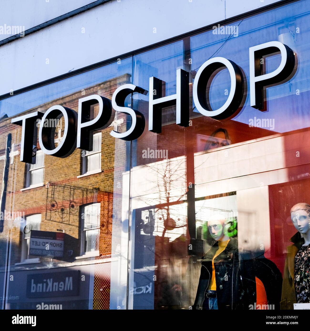 shop front hires stock photography and images Alamy