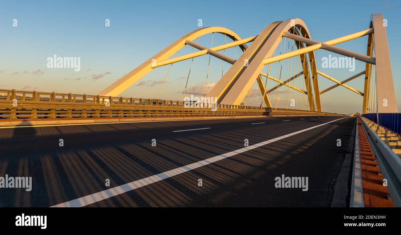 Construction highway bridge hi-res stock photography and images - Alamy