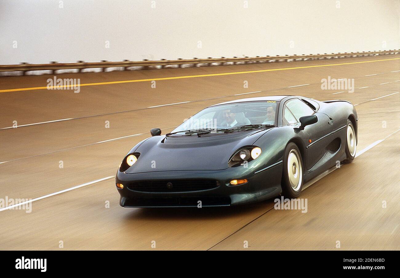 Xj220 hi res stock photography and images Alamy