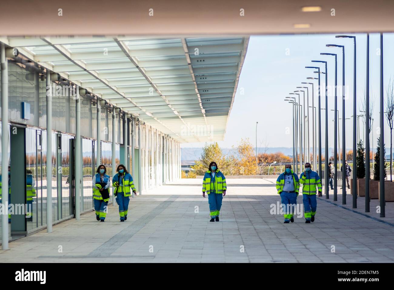 Madrid, Spain. 01st Dec, 2020. Healthcare emergency personnel wearing face masks during the inauguration day at Enfermera Isabel Zendal Hospital. The new emergencies hospital has been built in three months with an approximate cost of 100 million euros to be used for pandemics or health emergencies, with 1,000 beds that could take care of coronavirus (COVID-19) patients. Credit: Marcos del Mazo/Alamy Live News Stock Photo