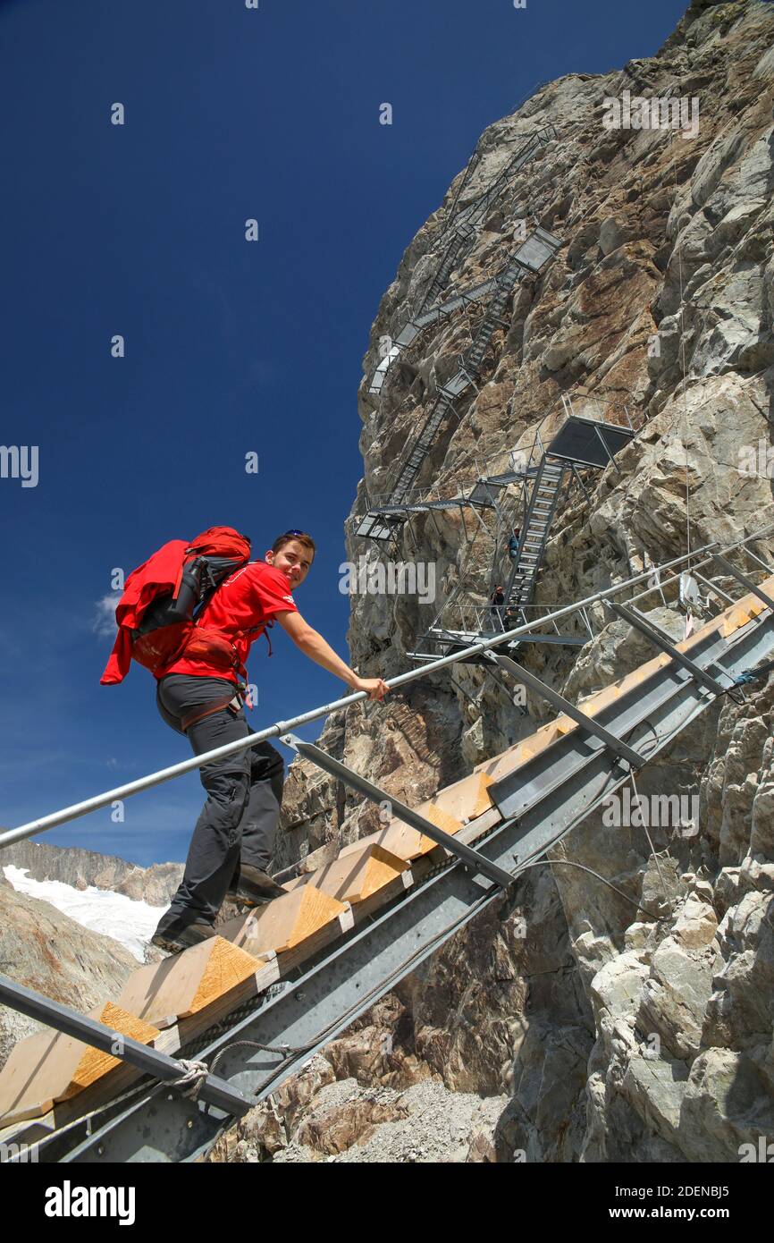Treppe zur Konkordiahütte Stock Photo