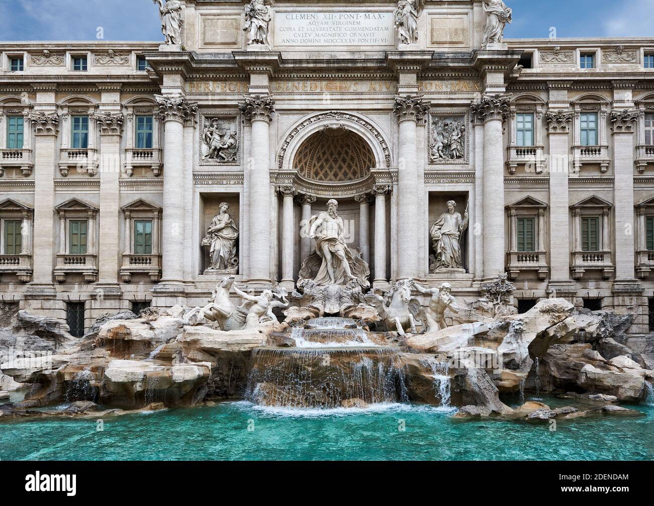 Front facade historic famous hi-res stock photography and images - Alamy