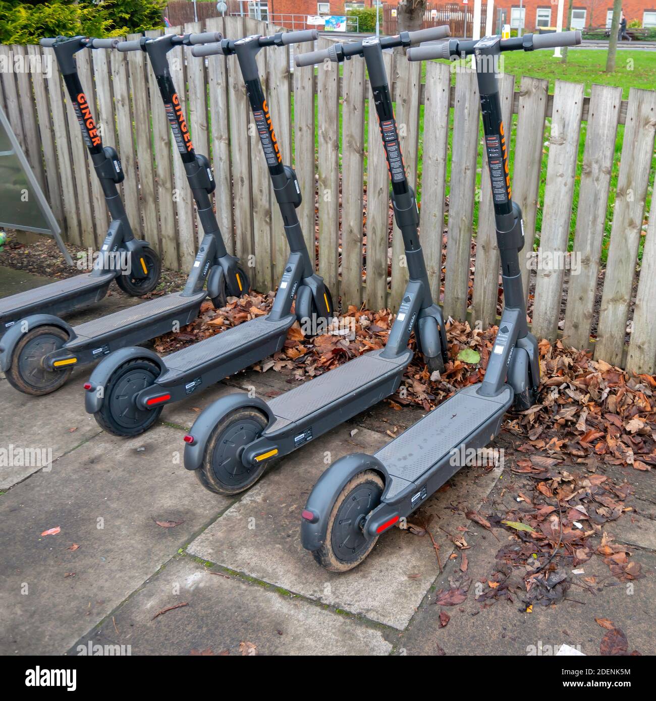Electric scooters for hire hires stock photography and images Alamy