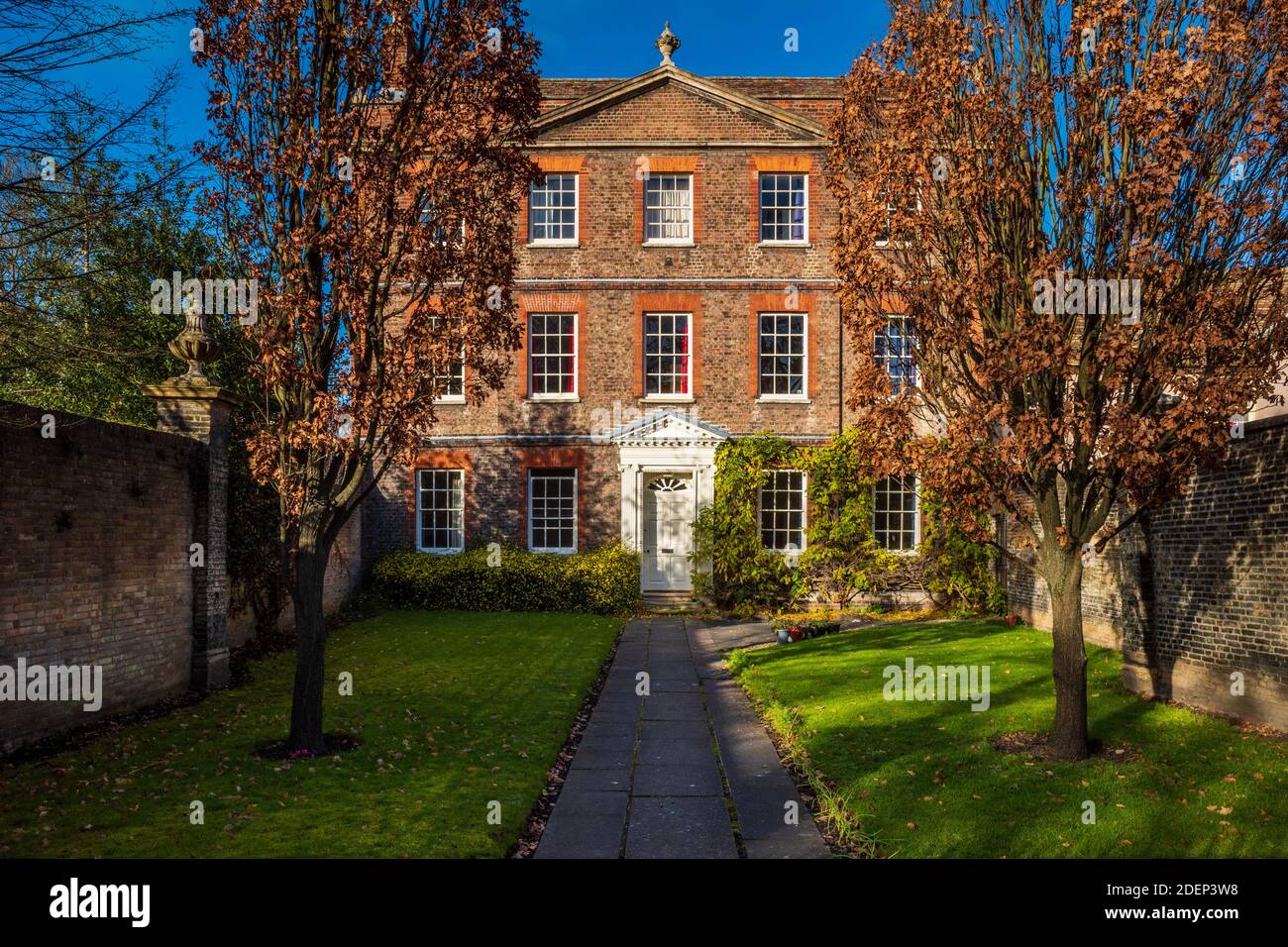 Little Trinity House Cambridge - dating from 1725, Grade I listed C18th domestic house, now used as student accommodation. Stock Photo