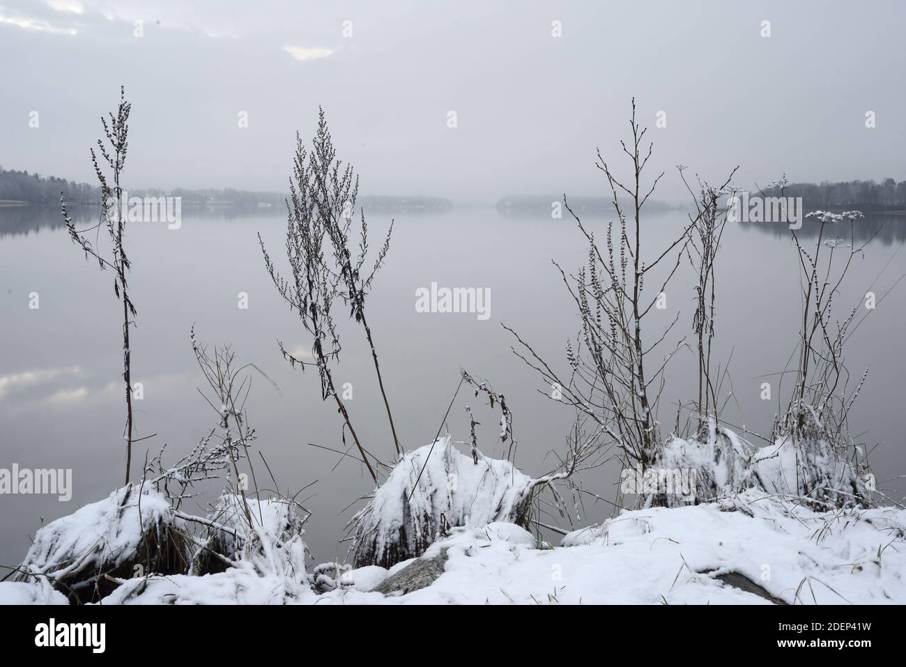 Tuusula lake shore at the beginning of winter in Finland Stock Photo