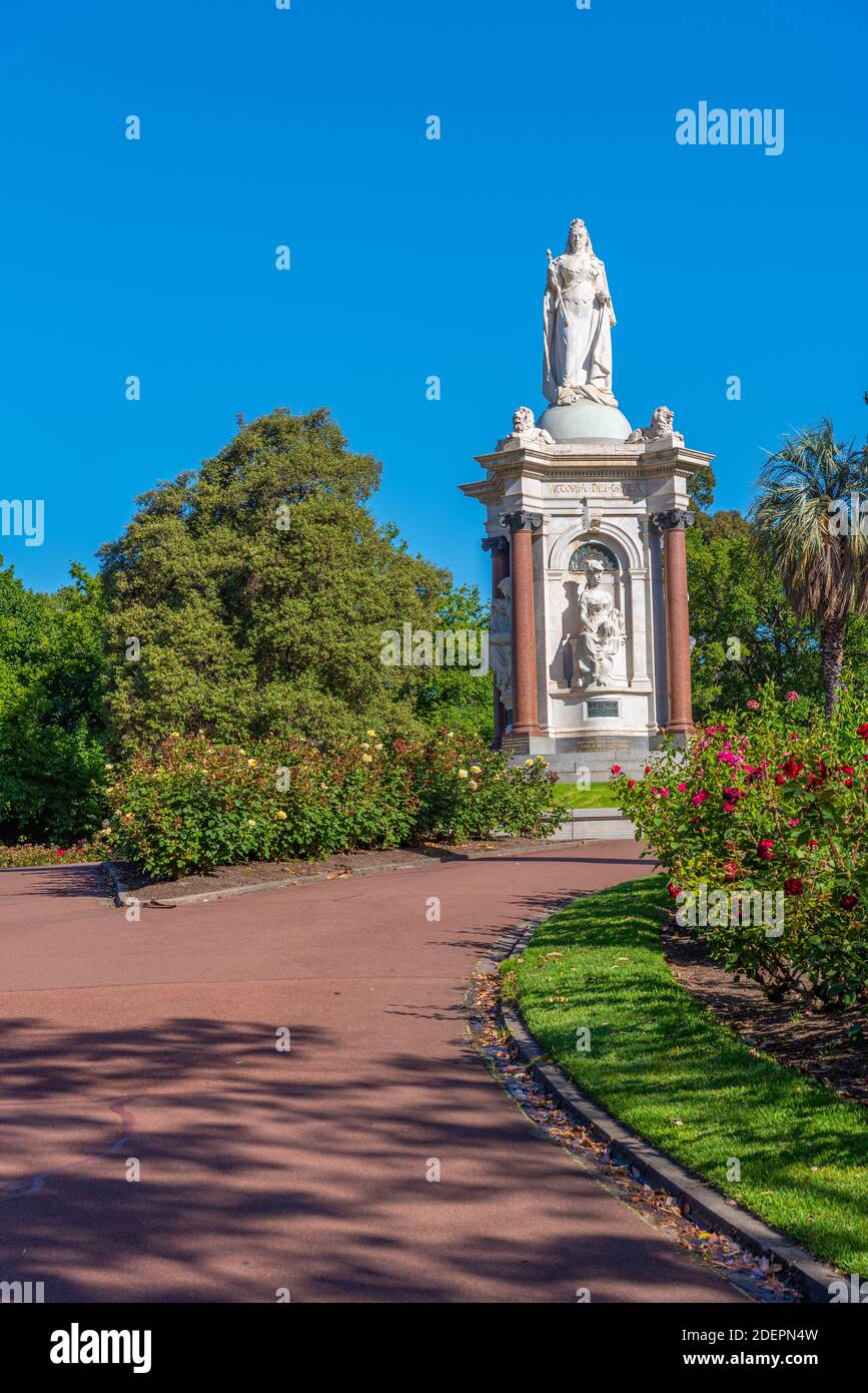 Statue of Queen victoria at Queen victoria gardens in Melbourne