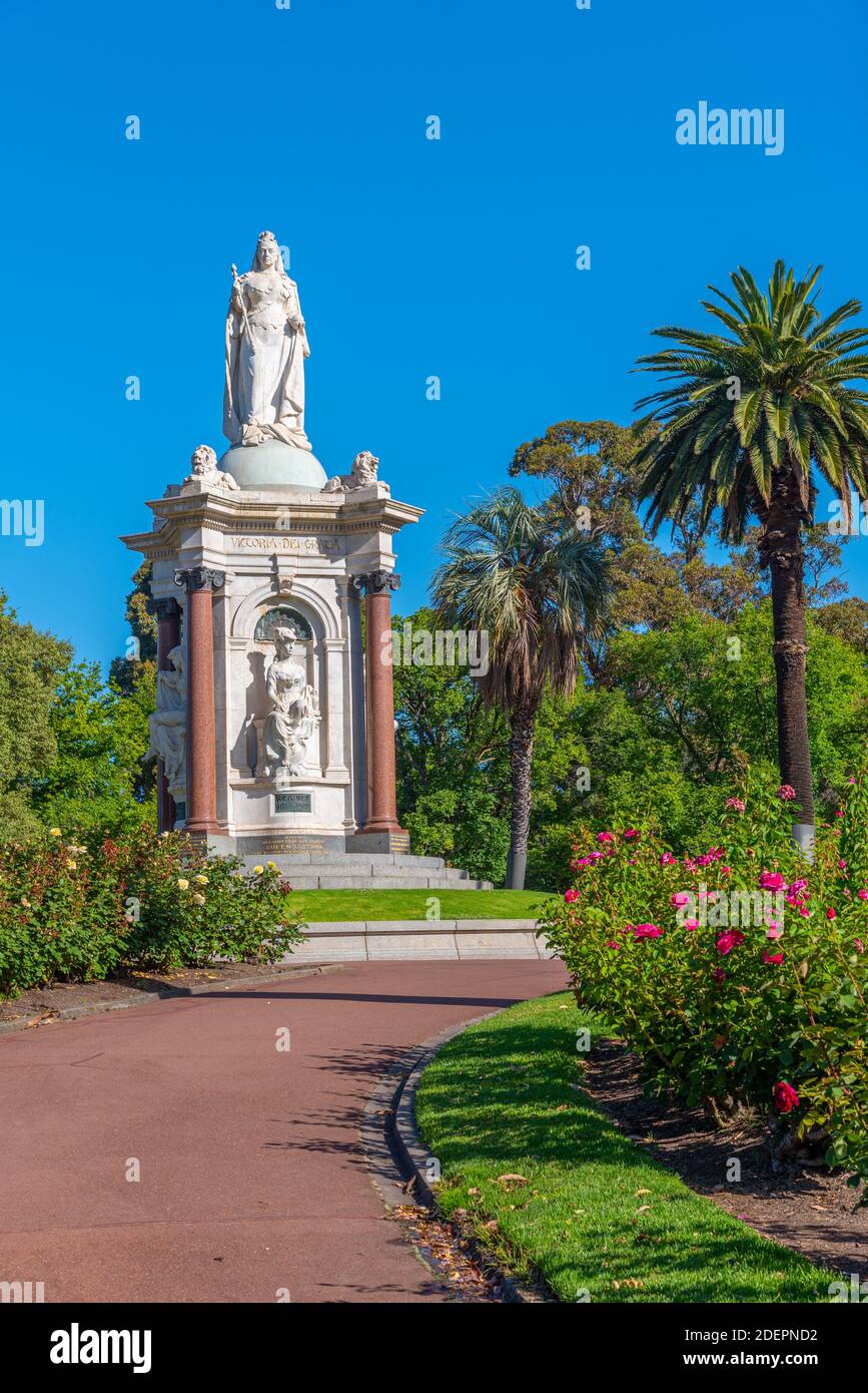 Statue of Queen victoria at Queen victoria gardens in Melbourne