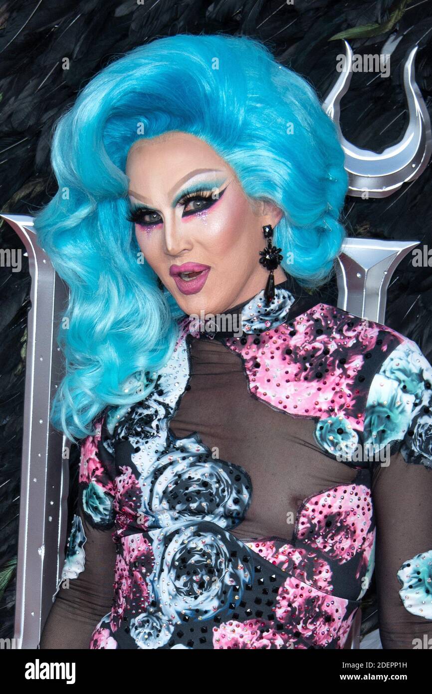 Charlie Hides attending the Premiere of Maleficent Mistress of Evil at