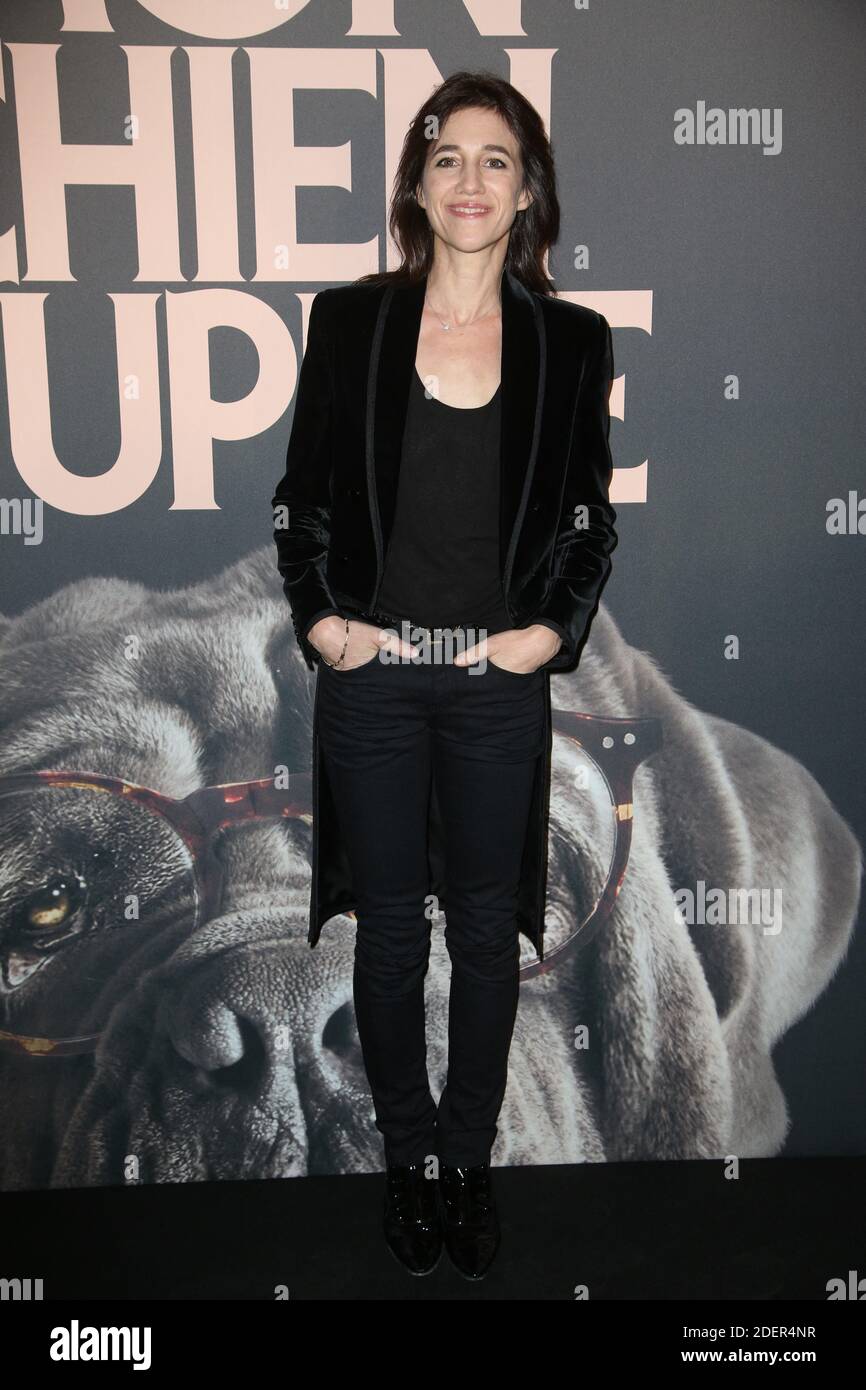 Charlotte Gainsbourg lors de la Premiere de 'Mon Chien Stupide', a l'UGC Normandie a Paris, France le 22 Octobre 2019. Photo by Jerome Domine/ABACAPRESS.COM Stock Photo