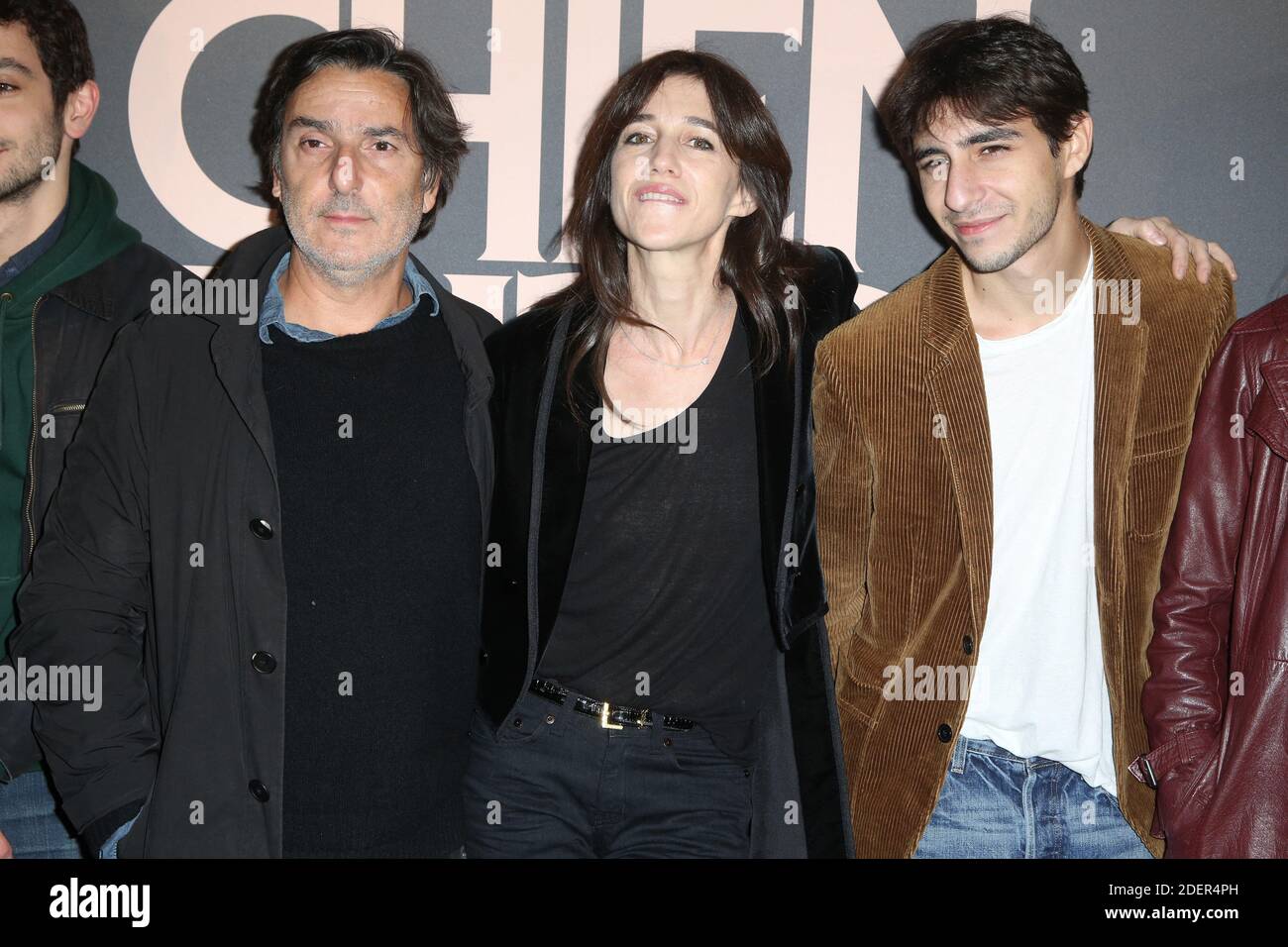 Yvan Attal, Charlotte Gainsbourg et Ben Attal lors de la Premiere de ...