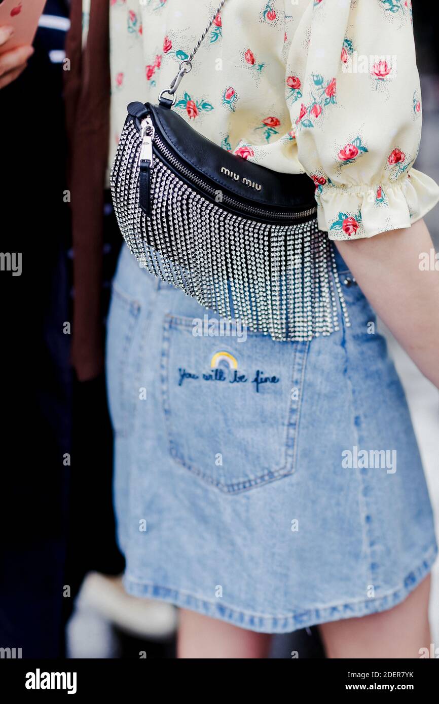 Street style, close up at Miu Miu Spring-Summer 2020 ready-to-wear show,  held at Iena, Paris, France, on October 1st, 2019. Photo by Marie-Paola  Bertrand-Hillion/ABACAPRESS.COM Stock Photo - Alamy