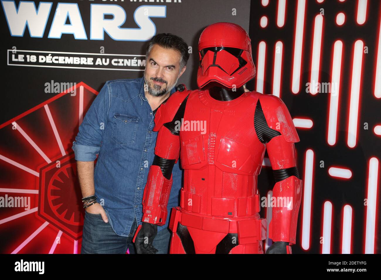 Maxime Chattam lors de la Premiere de Star Wars L Ascension de Skywalker au Grand Rex a Paris France le 17 Decembre 2019. Photo by Jerome Domine ABACAPRESS.COM Stock Photo Alamy