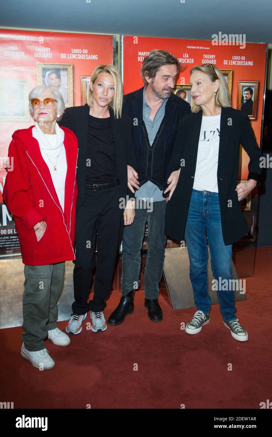 Brigitte Auber, Laura Smet, LouisDo de Lencquesaing and Marthe Keller