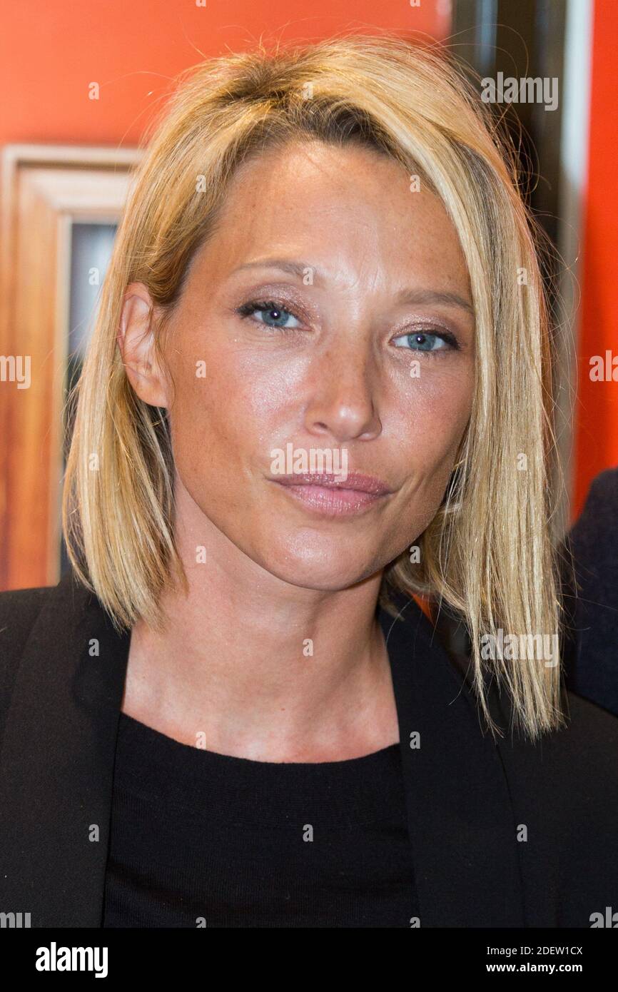 Laura Smet arriving at 'La Sainte Famille' Film premiere at UGC Les