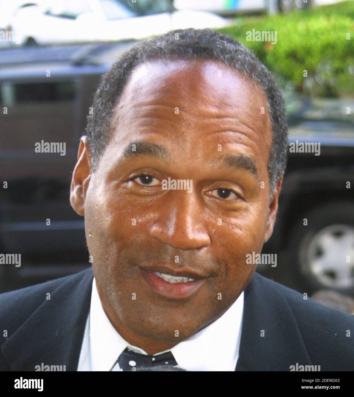 Miami, FL 10-9-2001 OJ Simpson arrives at Criminal Court for the first ...