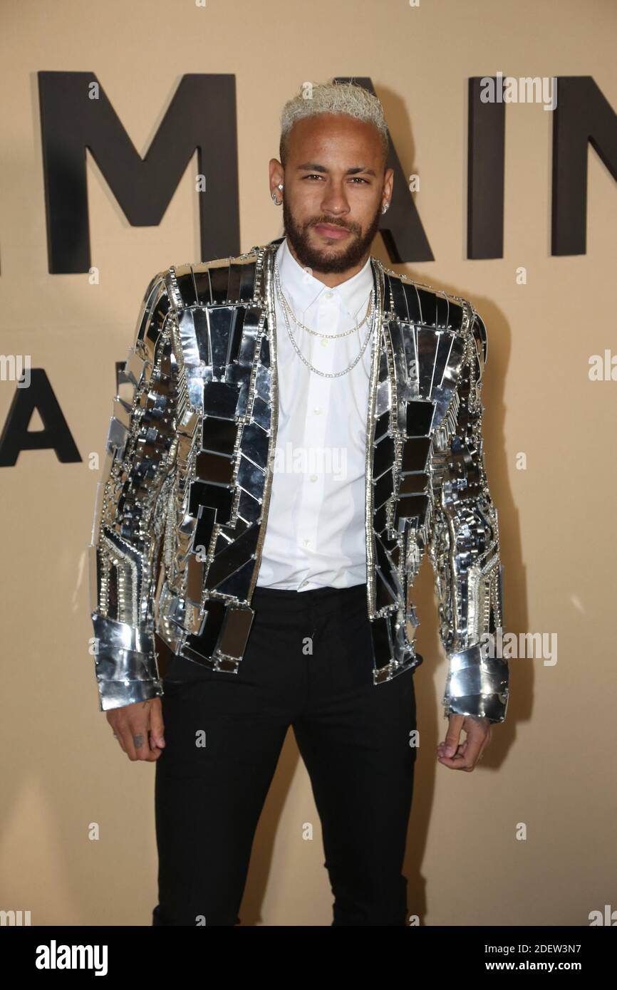 Neymar attends the Balmain Menswear Fall/Winter 2020-2021 show as part of  Paris Fashion Week on January 17, 2020 in Paris, France. Photo by Jerome  Domine/ABACAPRESS Stock Photo - Alamy