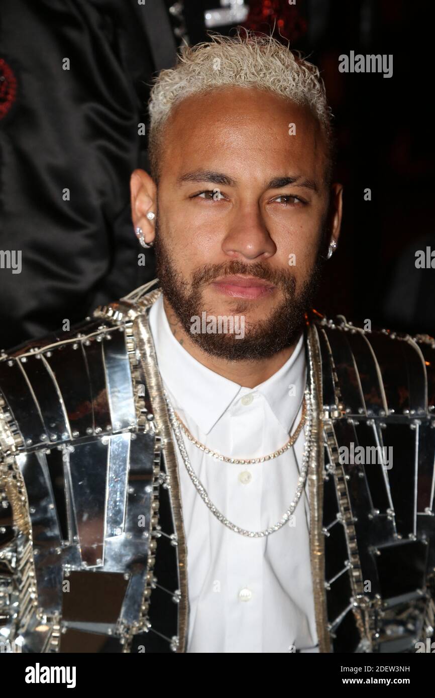 Neymar attends the Balmain Menswear Fall/Winter 2020-2021 show as part of  Paris Fashion Week on January 17, 2020 in Paris, France. Photo by Jerome  Domine/ABACAPRESS Stock Photo - Alamy