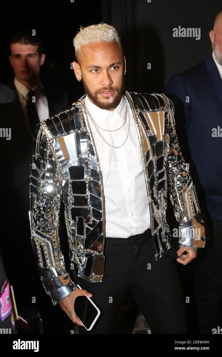 Neymar Attends The Balmain FW20/21 Show At Paris Fashion Week - SoccerBible
