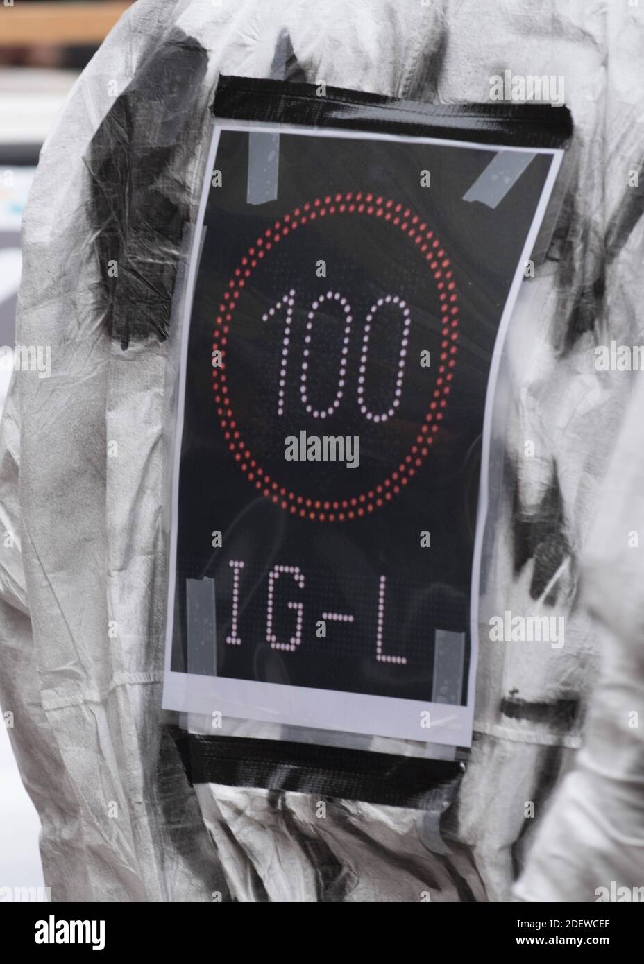 speed limit as emission control measurement Stock Photo Alamy