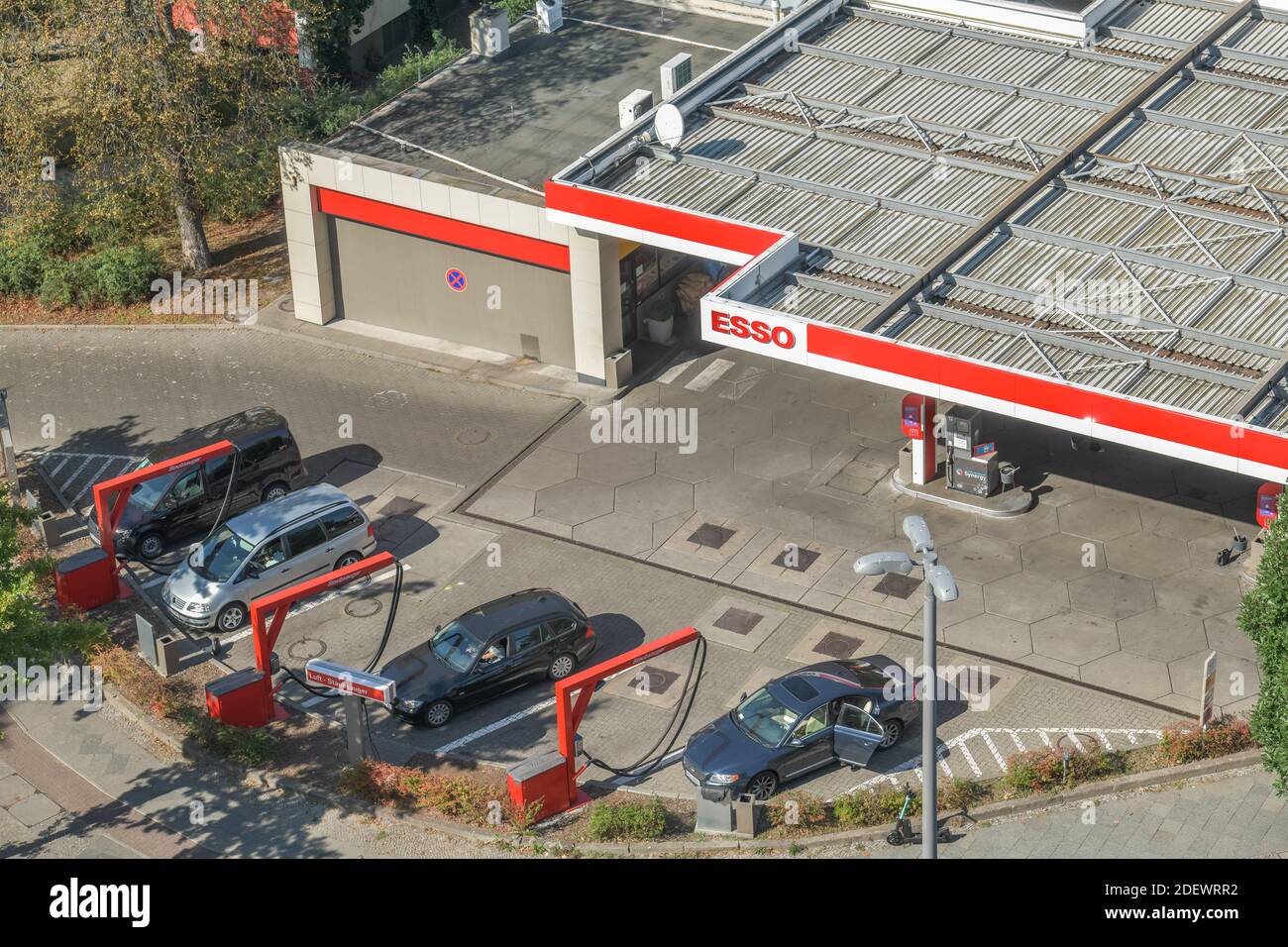 Esso Tankstelle High Resolution Stock Photography and Images - Alamy