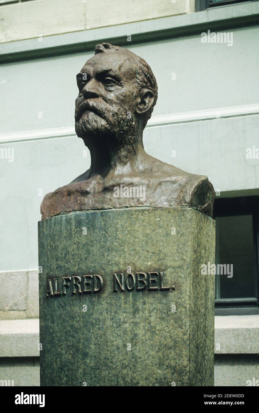 ALFRED NOBEL Bust outside the Nobel Institute in Oslo Norway Stock Photo