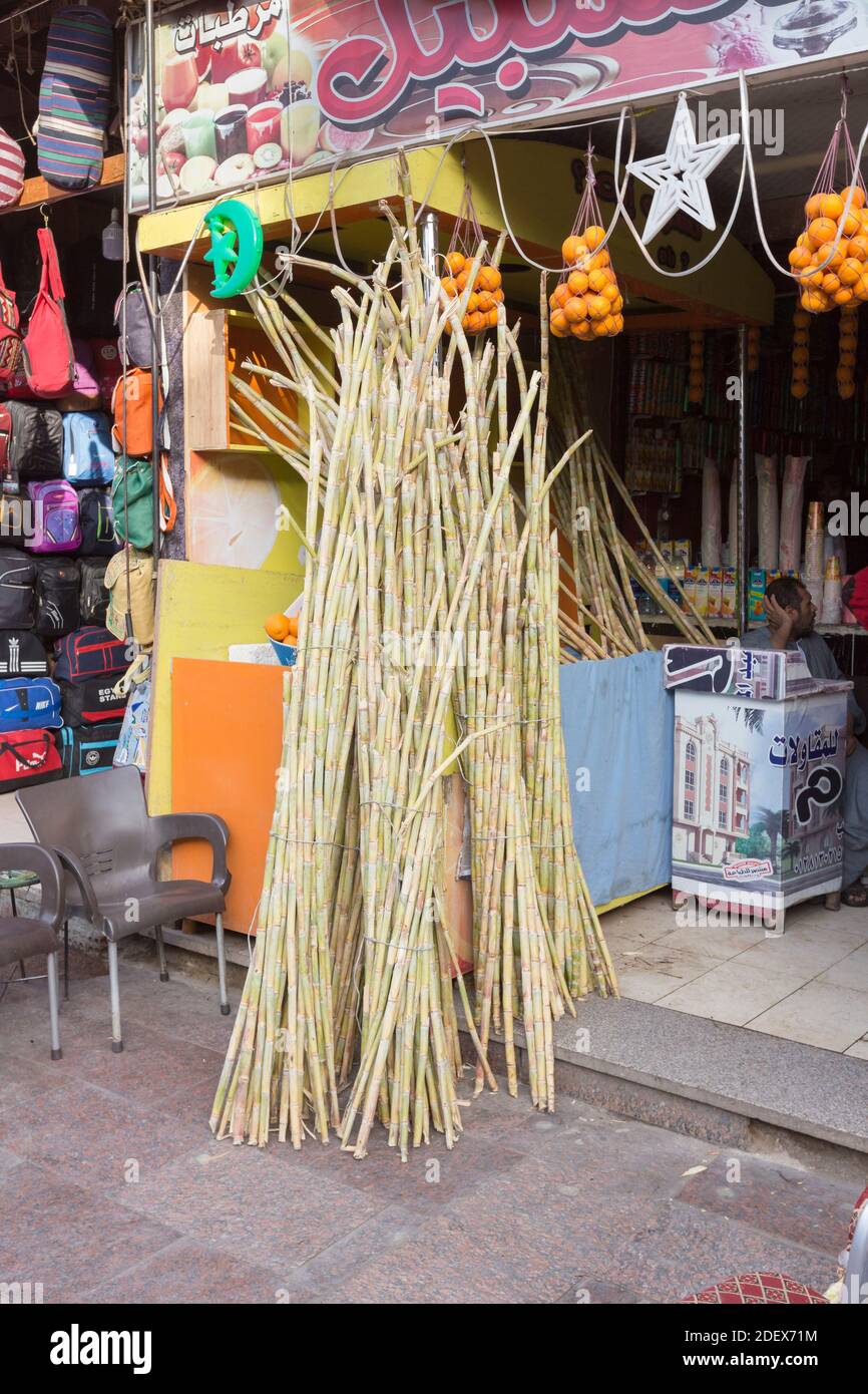 Sugar cane drink shop at the souq, Aswan, Egypt Stock Photo