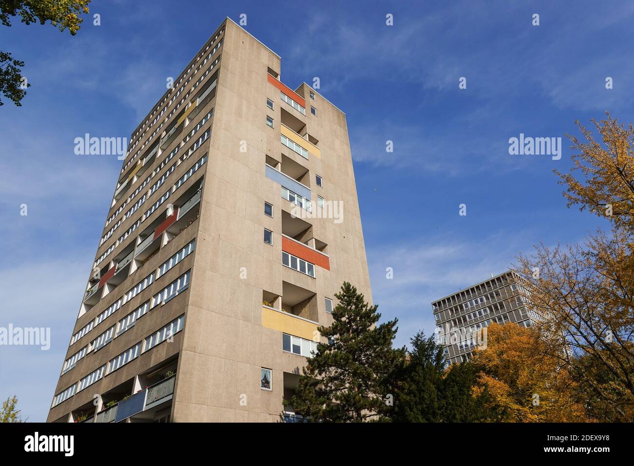 'Punkt'-Hochhaus (van den Broek / Bakema), Hansaviertel, Mitte, Berlin, Deutschland Stock Photo