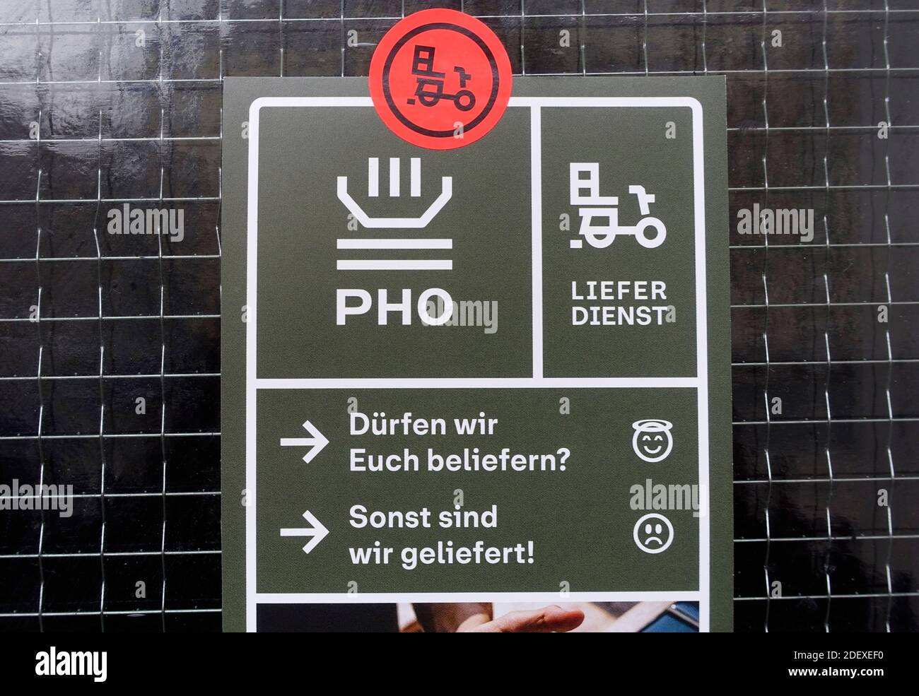 Vietnamese food delivery service Stock Photo Alamy