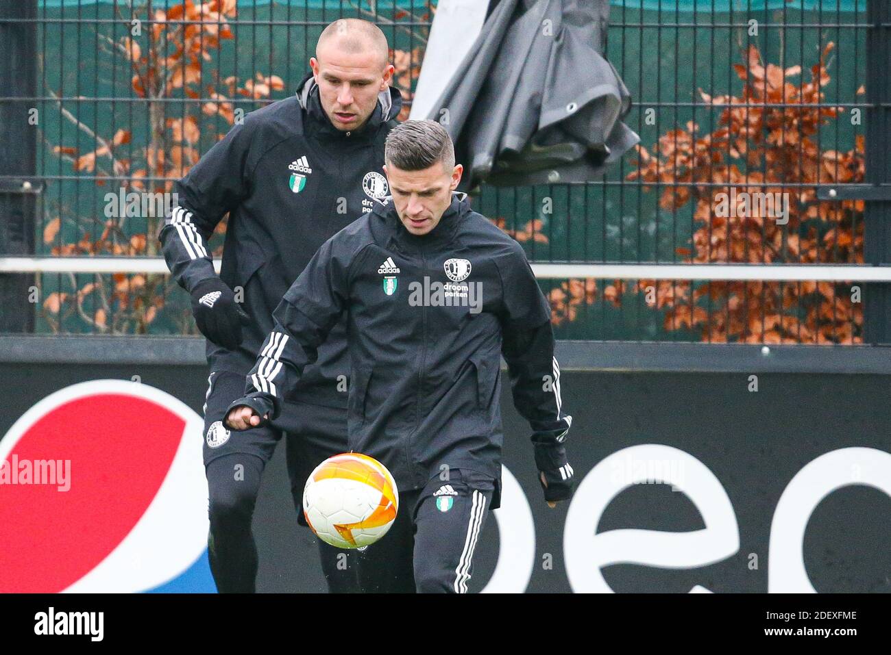 Rotterdam 02 12 2020 Training Ground 1908 Uefa Europa League Season 2020 2021 Training Feyenoord Rotterdam Before Feyenoord Dinamo Zagreb Feyenoord Player Bryan Linssen Credit Pro Shots Alamy Live News Stock Photo Alamy