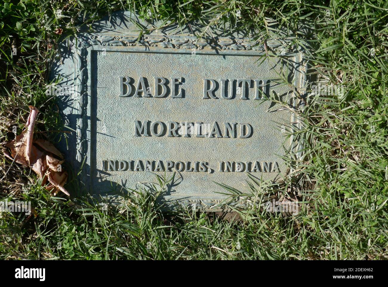 Babe ruth grave hi-res stock photography and images - Alamy