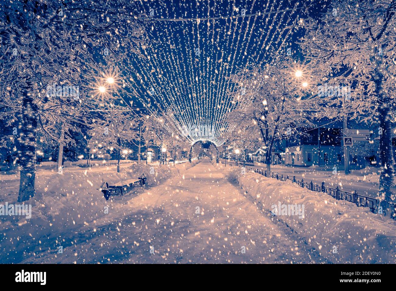 Snow sidewalk low angle hi-res stock photography and images - Alamy
