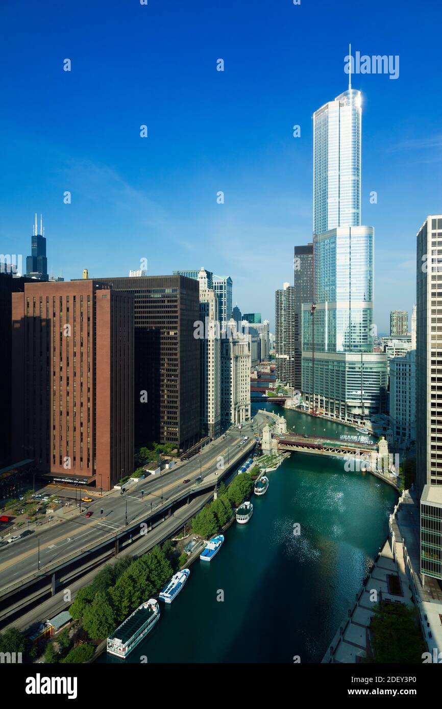 Aerial View of Chicago River and Wacker Drive, Chicago, Illinois, USA Stock Photo