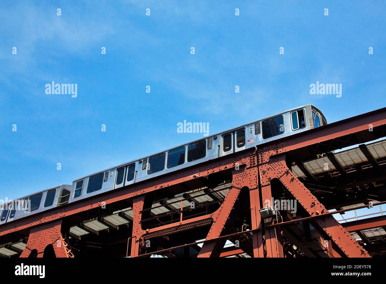 El Train, View From Chicago River, Lake Street Bridge, Chicago ...