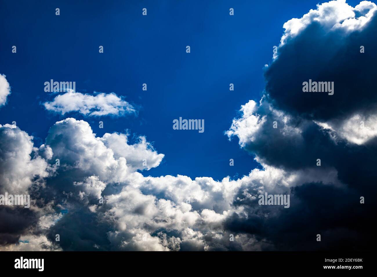 Dramatic Cloudscape Background with a Blue Sky Stock Photo - Alamy