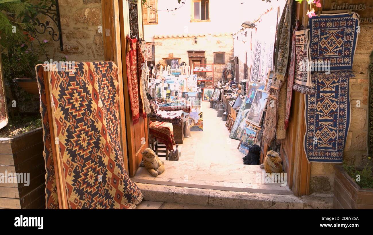 Carpet shop at the street market Stock Photo Alamy