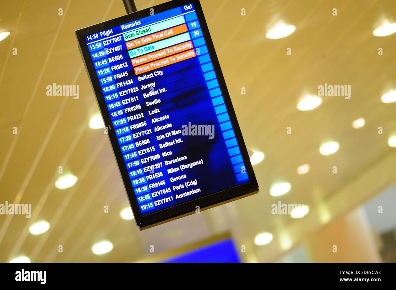 Liverpool John Lennon Airport, Ryanair, EasyJet Stock Photo Alamy