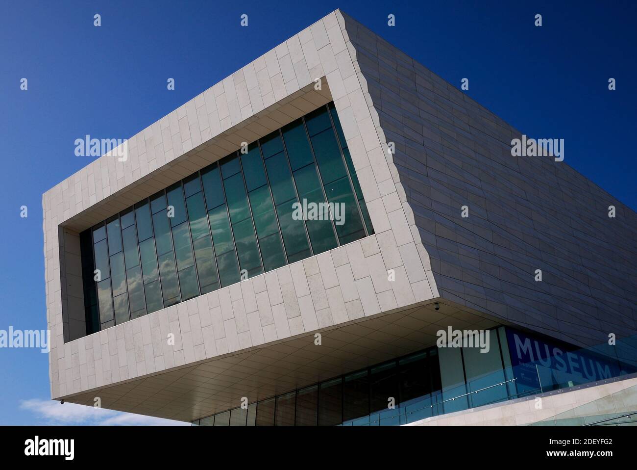 Mann Island & Liverpool Waterfront Stock Photo Alamy
