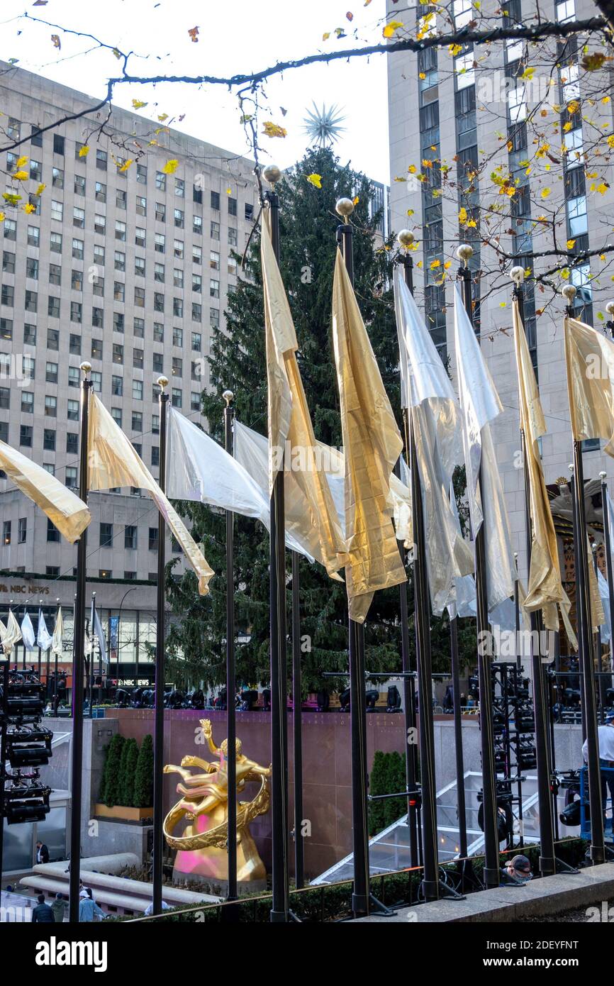 The iconic Christmas tree at Rockefeller Center awaits lighting for the holiday season, New York City, USA  2020 Stock Photo