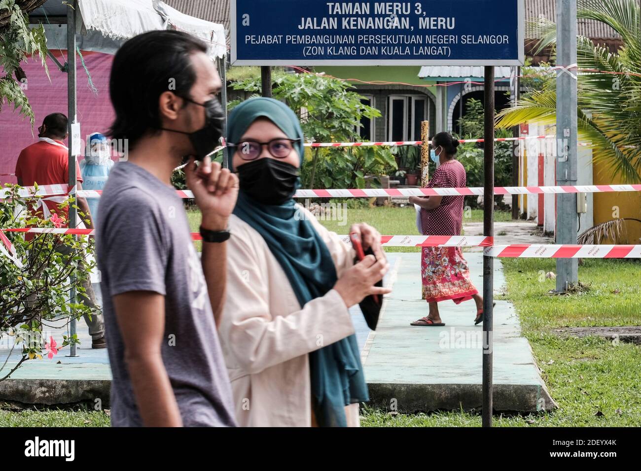 Klang, Malaysia. 02nd Dec, 2020. Taman Meru community residents 