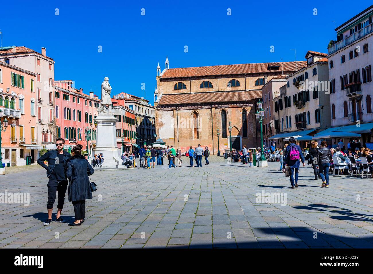 Campo Santo Stefano is a city square near the Ponte dell'Accademia, in the sestiere of San Marco. In the square stands a statue dedicated to Italian l Stock Photo