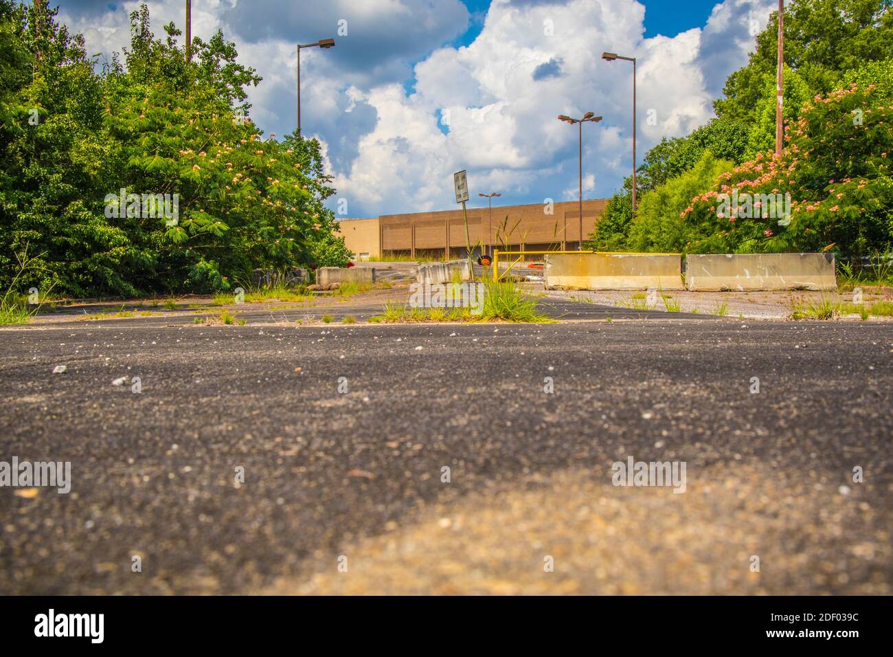 Augusta, Ga USA - 07 04 20: Abandoned Regency shopping Mallentrance blocked off low ground view Stock Photo