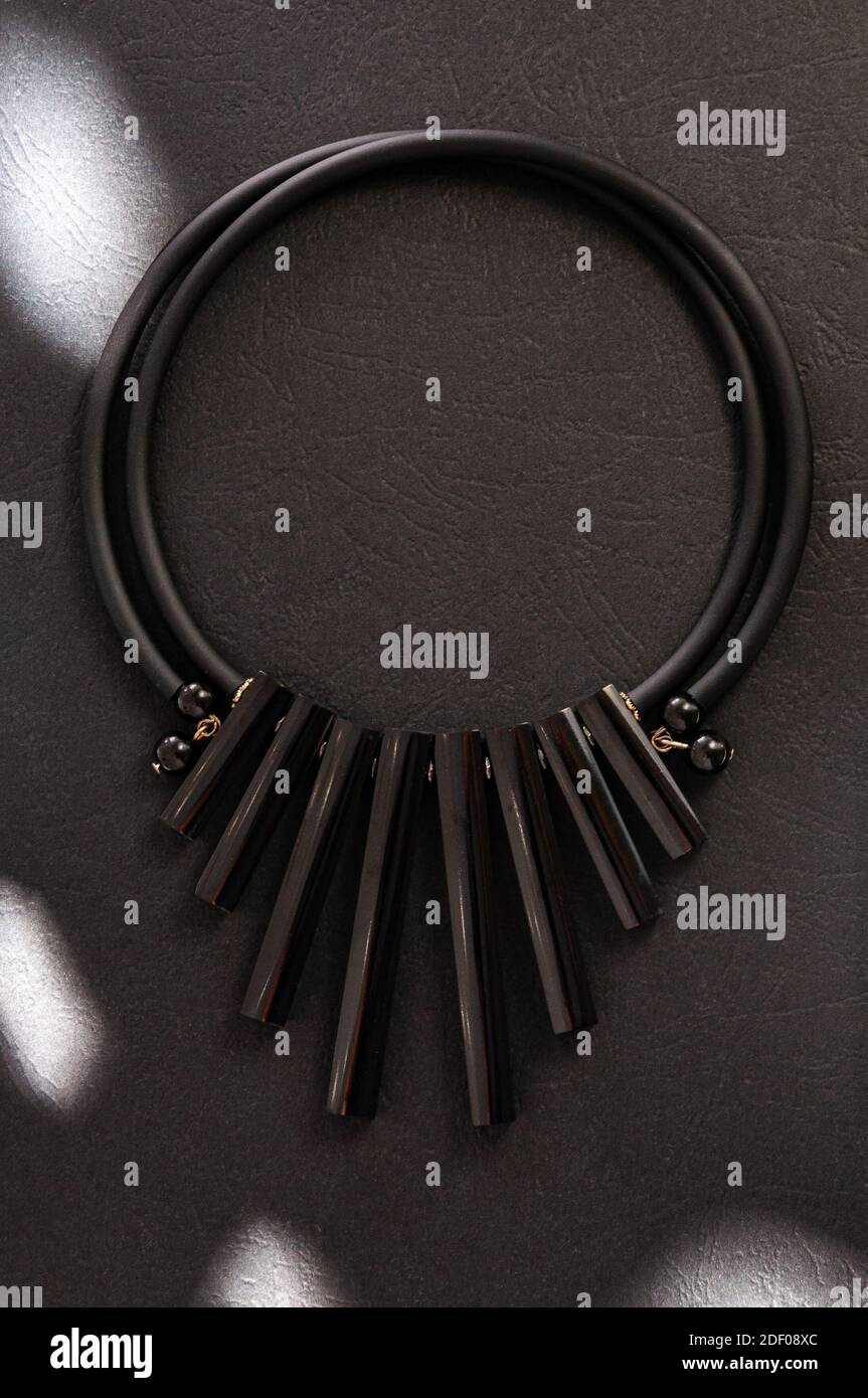 Black jet stone hi-res stock photography and images - Alamy