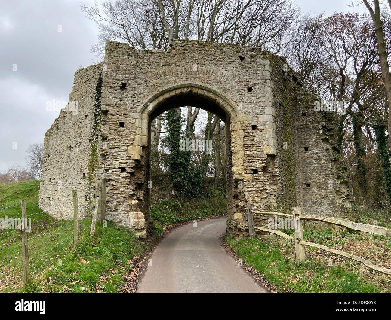 Landgate tower rye hi-res stock photography and images - Alamy