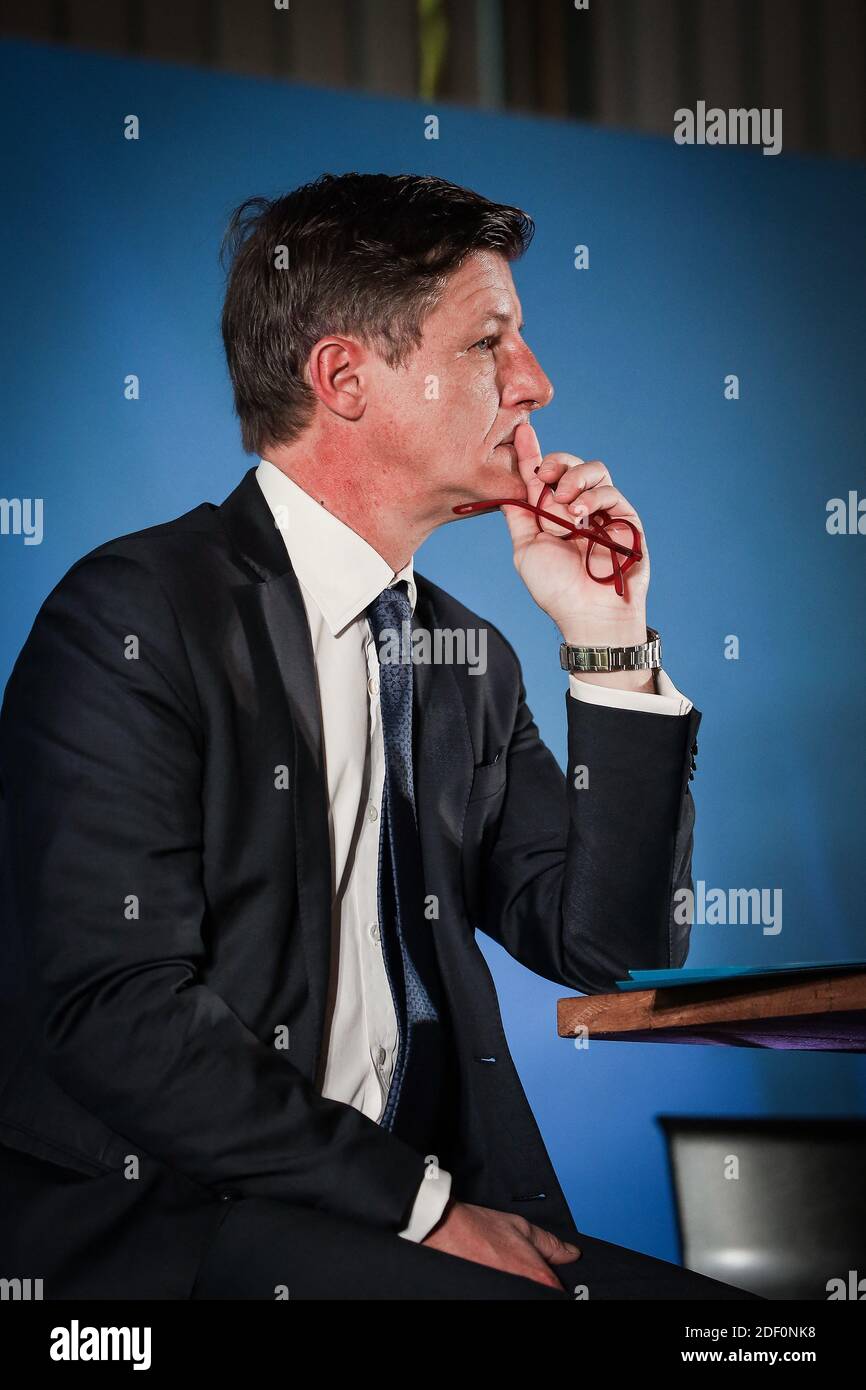 Bordeaux mayor, Nicolas Florian, presenting his new year wishes at the press for 2020. In Bordeaux, France on January 10, 2020. Photo by Thibaud Moritz/ABACAPRESS.COM Stock Photo