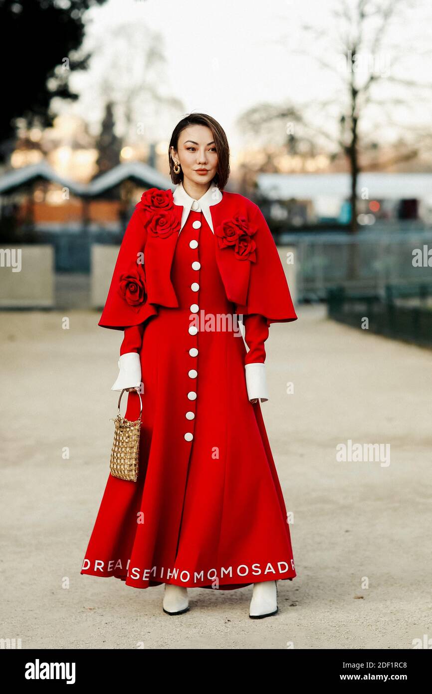 Street style, Jessica Wang arriving at Alexandre Vauthier Spring Summer