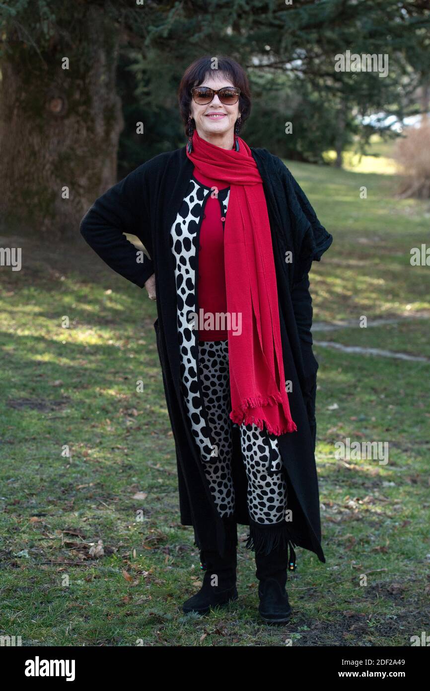 Anny Duperey assiste au Photocall du film Les Secrets du Chateau lors du  22e Festival des